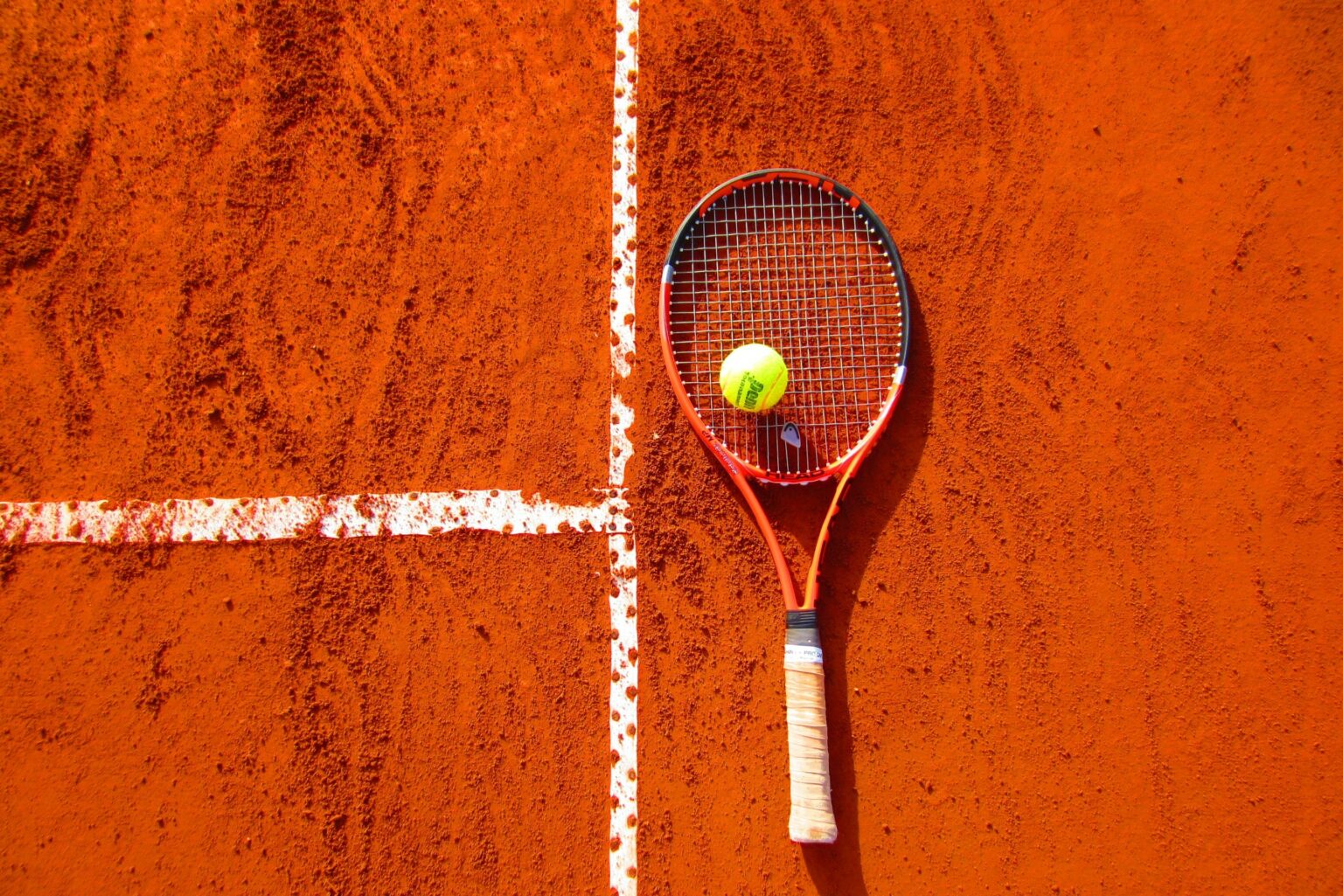Raquette De Tennis The Challenge T3 - Occasion - Fonctionnelle Avec Traces D'Usure