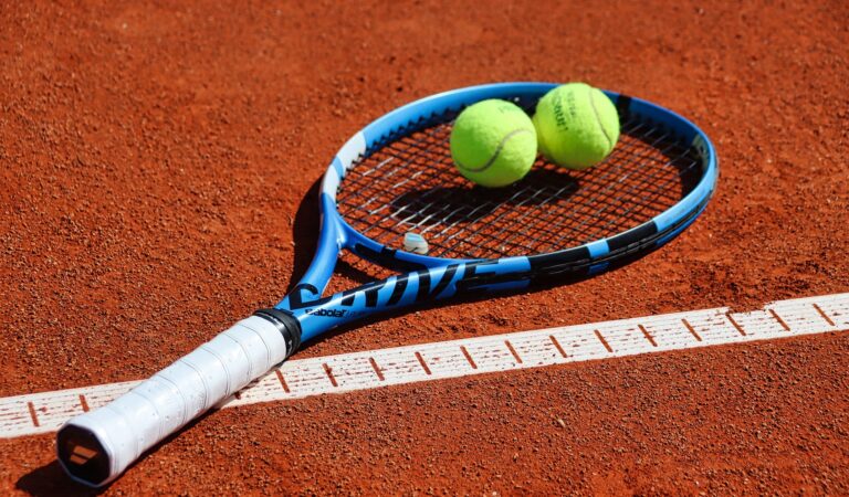 Tennis | Qui est ce Français venu en trottinette pour créer la sensation à Lyon ?