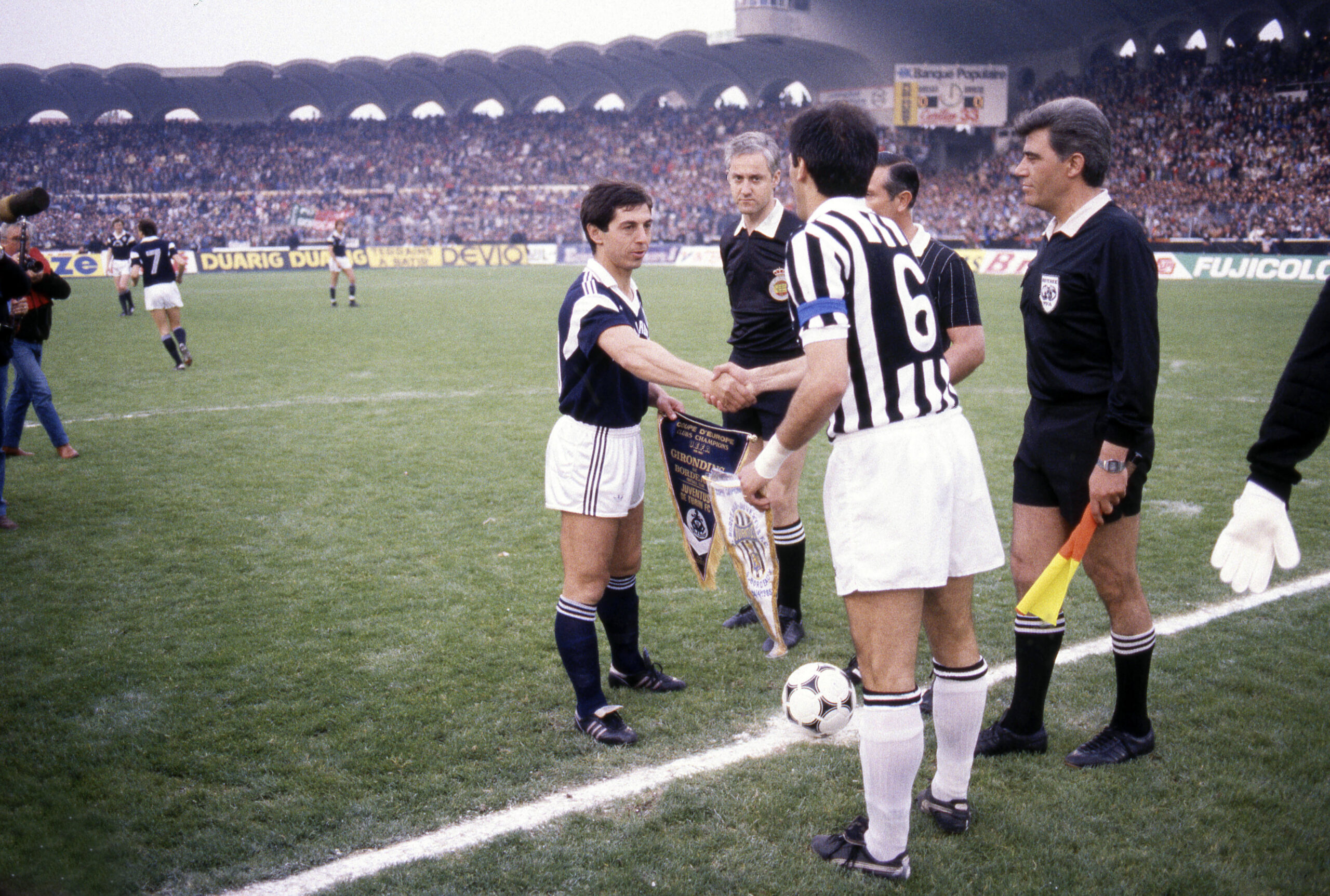 Bordeaux - Juventus 1985 | La remontada des Girondins (à un but près) - FFL