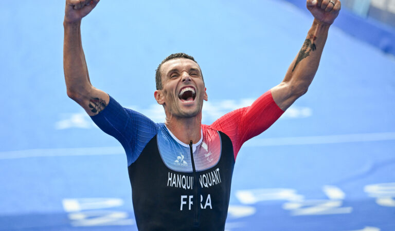 « Quand je ferai du triathlon en béquilles… » : Alexis Hanquinquant se paye la FFL !