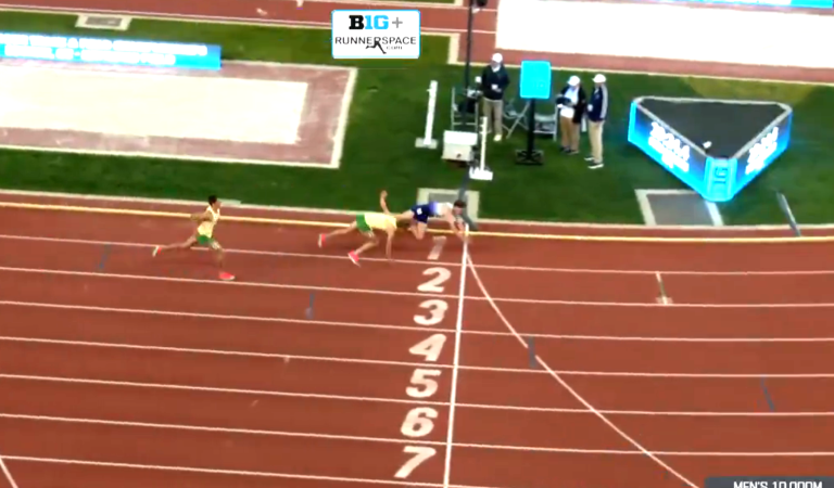 Athlétisme | Le finish inimaginable venu tout droit des États-Unis ! Athlétisme | Le finish inimaginable venu tout droit des États-Unis !