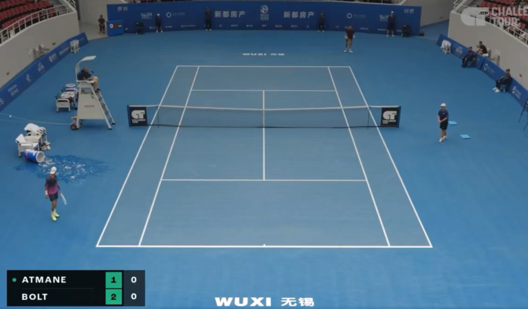 Tennis | Le geste de colère improbable de Terence Atmane Tennis | Le geste de colère improbable de Terence Atmane