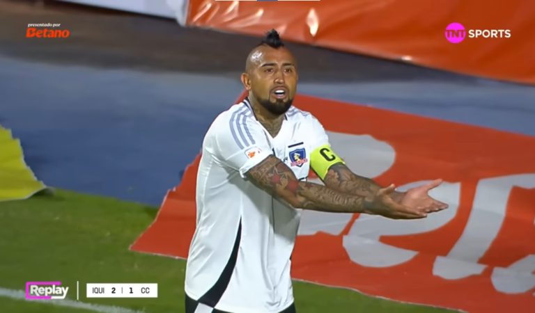 Football | Le show monumental d’Arturo Vidal lors d’un match au Chili Football | Le show monumental d’Arturo Vidal lors d’un match au Chili