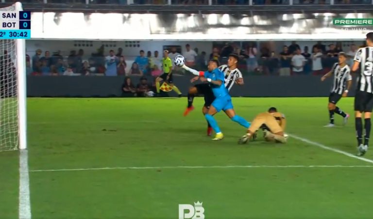 Football | La tentative de but surréaliste de Neymar au Brésil