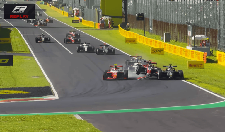 Formule 3 | Le décollage surréaliste de ce pilote à Monza