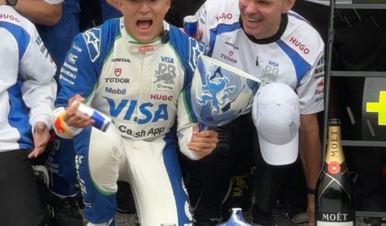 Formule 1 | L’incroyable boulette d’Isack Hadjar après son podium Formule 1 | L’incroyable boulette d’Isack Hadjar après son podium