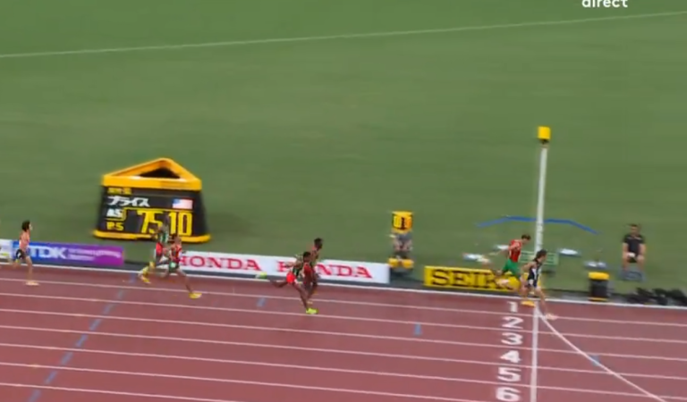 Athlétisme | La fin de course improbable en finale du 3000m steeple !