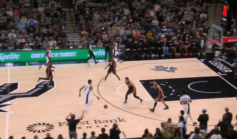 Comment Wembanyama a pu réussir cette action ?