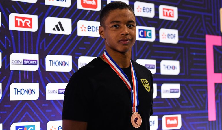 Natation | La trahison douloureuse de ce prodige Français de 15 ans, meilleur que Léon Marchand Natation | La trahison douloureuse de ce prodige Français de 15 ans, meilleur que Léon Marchand