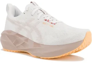 Asics Novablast 5 :