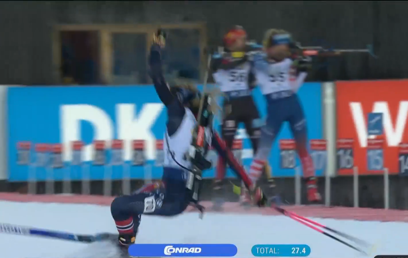 Biathlon | Elle réalise la cabriole du jour en pleine course