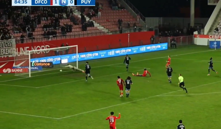 Football | L&rsquo;erreur prodigieuse de ce gardien en National