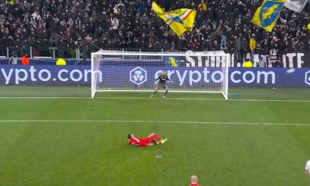 Ligue des Champions | Le pénalty déjà mythique de Pavlidis