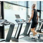 à quelle vitesse marcher sur un tapis de course