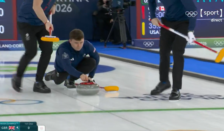 Curling | Le coup de génie de ces JO : il foire son lancer et offre 4 points aux adversaires !