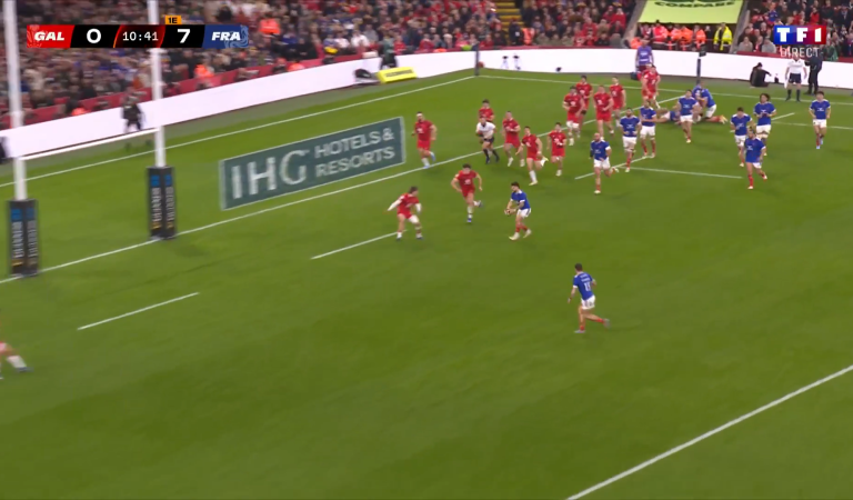 Le jeu au pied inadmissible de Jalibert pour Bielle-Biarrey