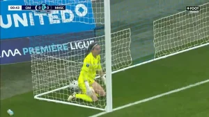 Les Marseillaises ont frappé fort au Vélodrome