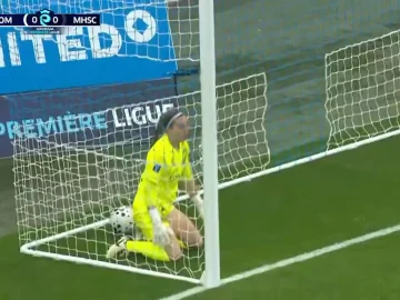 Les Marseillaises ont frappé fort au Vélodrome