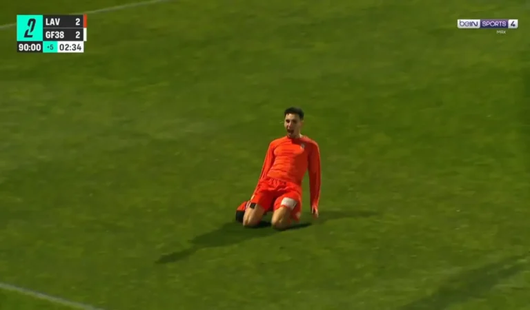 Les dernières secondes déjà légendaires entre Laval et Grenoble en Ligue 2