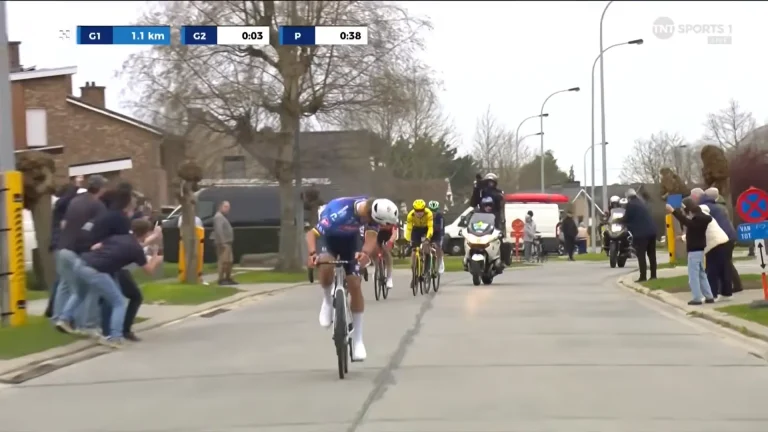 Mathieu Van der Poel s'impose contre toute attente