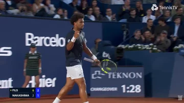 Arthur Fils est comme chez lui à Barcelone