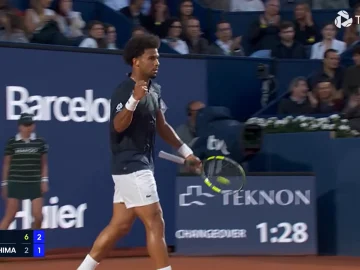 Arthur Fils est comme chez lui à Barcelone