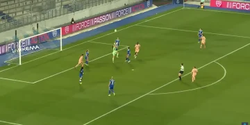 Grande action technique en Arkéma Première Ligue