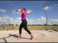 Mélina Robert-Michon bat le record du monde des +45 ans