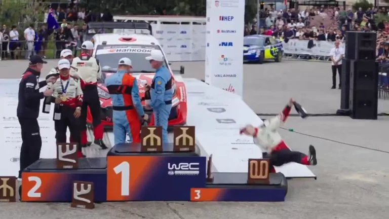 Chute sur le podium du Rallye de Croatie