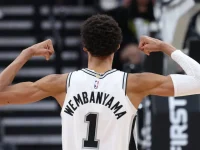 Victor Wembanyama marque l'histoire de la NBA de la pire des manières