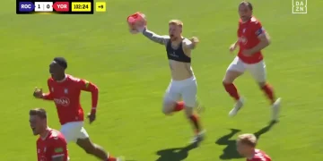 La 5e division anglaise de football vient d'offrir une pépite