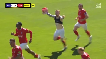 La 5e division anglaise de football vient d'offrir une pépite