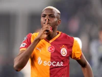 Victor Osimhen chambre le Fener après la victoire