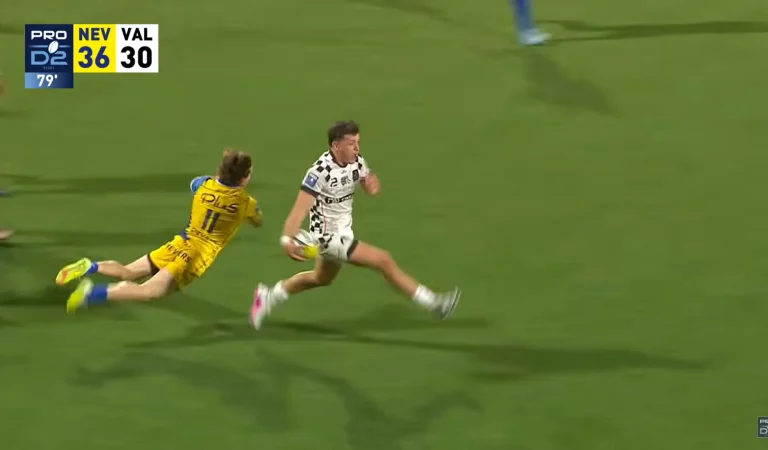 L&rsquo;essai surréaliste de Valence qui traverse tout le terrain