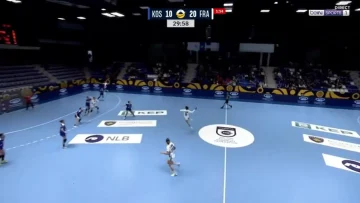 Lylou Borg marque un but depuis le milieu de terrain