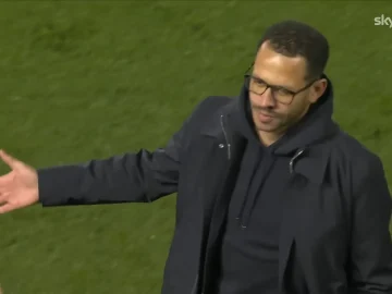 Liam Rosenior vient de faire le hold-up parfait à Chelsea