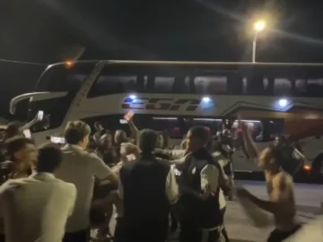 Montevideo fête son titre sur une autoroute