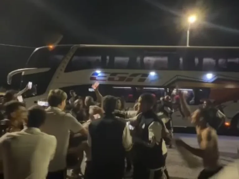 Montevideo fête son titre sur une autoroute