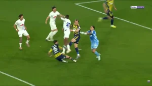 Ederson offre le titre à Galatasaray