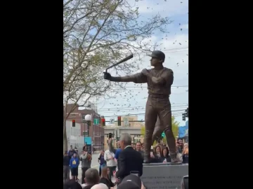 Cérémonie ratée au baseball