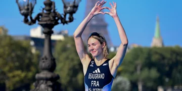 Cassandre Beaugrand bat le record de France du 5000 m
