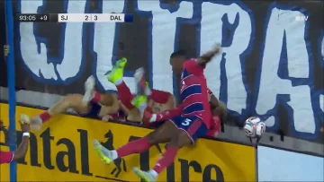 Les joueurs du FC Dallas ont innové avec une célébration inédite