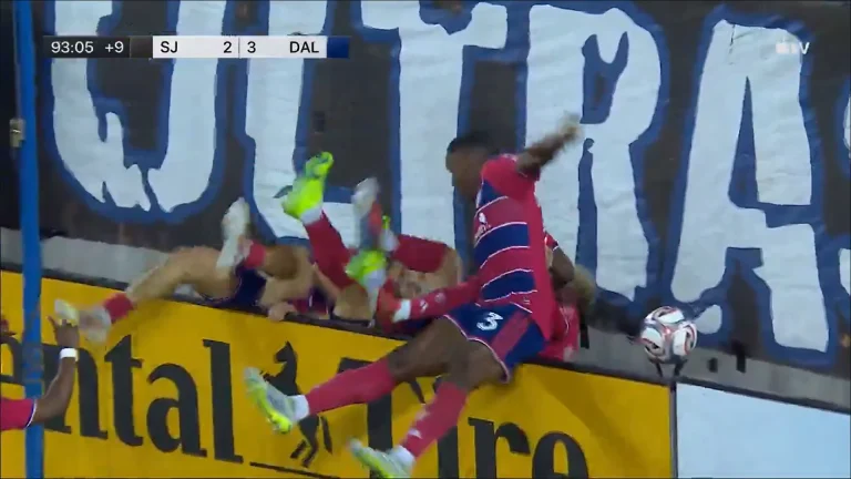 Les joueurs du FC Dallas ont innové avec une célébration inédite