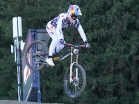 Loïc Bruni rate la victoire de peu en VTT