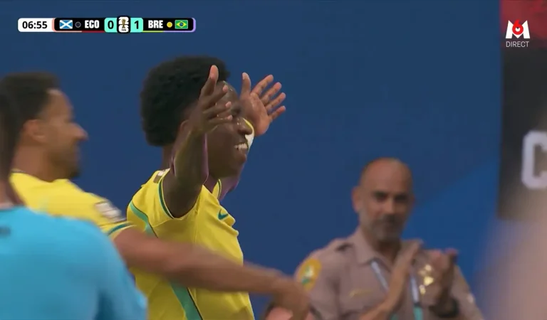 Coupe du monde | La drôle de boulette de ce joueur écossais face au Brésil