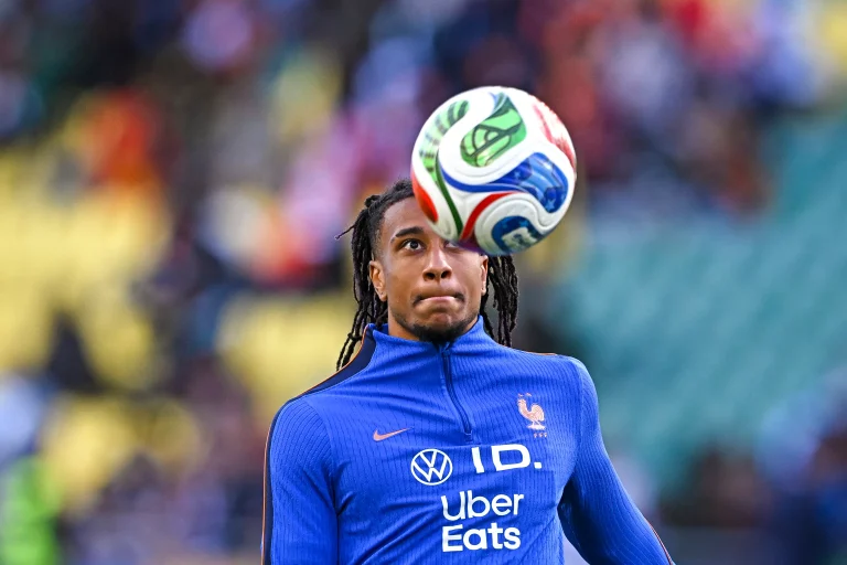 Michael Olise fait mieux que Dembélé