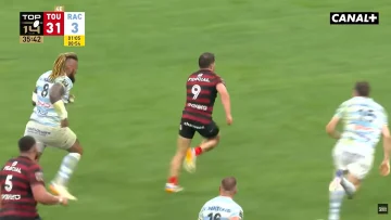 Antoine Dupont avec le Stade toulousain