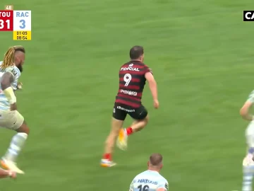 Antoine Dupont avec le Stade toulousain