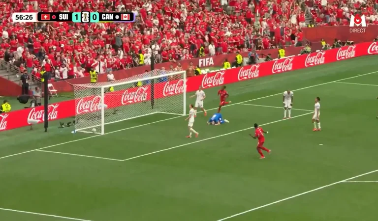 Le gardien du Canada se loupe avec brio à la Coupe du monde