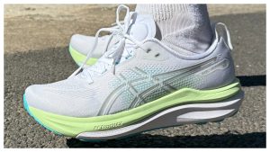 avis asics gel kayano 33